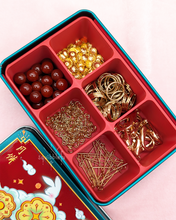 Load image into Gallery viewer, Rabbit on the Moon-cake | Red &amp; Green | Mini Mooncake Tin
