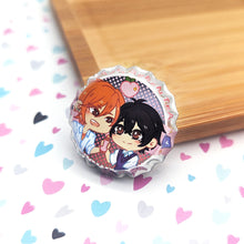 Load image into Gallery viewer, Peach Green Tea | Sasaki to Miyano | Bottle Cap Pin-back Button
