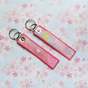 Daydreamer | Embroidered Luggage Tag Keychain